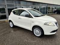Lancia Ypsilon UNICO PRORIETARIO METANO, NON FUMATORE Bianco usata Perugia