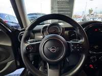 MINI Cooper MINI One 1.5 102CV 5 Porte – 2022 – OK Neopatentati – Occasione Nero usata Napoli