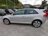 Audi A3 1.6 AMBITION 3 PORTE METANO 102cv Argento usata Napoli