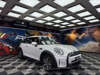 MINI Cooper 1.5 Resolute (001) Bianco usata Calenzano MINI Cooper 1.5 Resolute (001) Bianco usata Calenzano