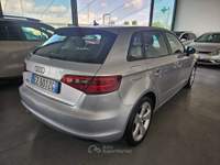 Audi A3 A3 III 2013 Sportback Sportback 1.6 tdi Ambition 110cv s-tronic E6 Argento usata Martinengo