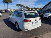 Volkswagen Golf GOLF VARIANT 7.5 1.6 TDI 115CV DSG EXECUTIVE 2019 Bianco usata Latina