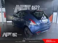 Lancia Ypsilon Ypsilon 1.0 firefly hybrid Platino s&s 70cv Blu/Azzurro usata Napoli