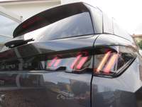 Peugeot 5008 Hybrid 145 e-DCS6 Allure Grigio usata Seregno