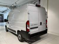 Peugeot Boxer 2.2 BLUEHDI 140 S&S 335 L2H2 Bianco usata Fornovo di Taro