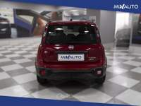 Fiat Panda Pandina Cross 1.0 Firefly Hybrid S&amp;S 70CV Rosso usata Latina