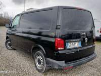 Volkswagen Multivan T6.1 Transporter 28 2.0 tdi 150cv Business dsg7 p.c. T6.1 28 2.0 tdi 150cv Business dsg7 p.c. Nero usata Prato