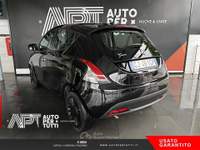Lancia Ypsilon Ypsilon 1.0 firefly hybrid Silver s&s 70cv Nero usata Marano di Napoli