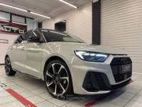 Audi A1 30 1.0 tfsi Identity Black 116cv s-tronic Oro usata Mozzo