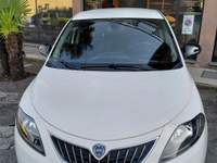 Lancia Ypsilon 1.0 hybrid 70cv Gold Adatta a neopatentati Bianco usata Fagnano Olona