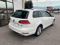 Volkswagen Golf Golf var. 1.4 tgi Executive 110cv dsg Bianco usata Agliana