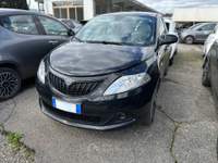 Lancia Ypsilon  - ypsilon 1.0 firefly hybrid silver s&s 70cv Nero usata Roma