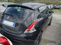 Lancia Ypsilon - ypsilon 1.0 firefly hybrid silver s&s 70cv 5p.ti Grigio usata Roma Lancia Ypsilon - ypsilon 1.0 firefly hybrid silver s&s 70cv 5p.ti Grigio usata Roma