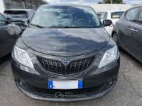 Lancia Ypsilon - ypsilon 1.0 firefly hybrid silver s&s 70cv 5p.ti Grigio usata Roma Lancia Ypsilon - ypsilon 1.0 firefly hybrid silver s&s 70cv 5p.ti Grigio usata Roma