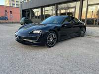 Porsche Taycan Taycan Nero usata Trevi