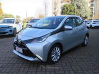 Toyota Aygo 1.0 VVT-i x-cite Argento usata Seregno