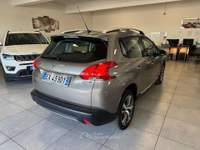Peugeot 2008 2008 1.6 e-hdi 8v 92CV S&S Allure 2014 Grigio usata Latina