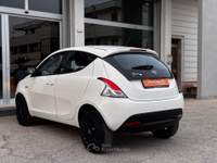 Lancia Ypsilon Metano di fabbrica, Passaggio escluso Bianco usata Roseto degli Abruzzi