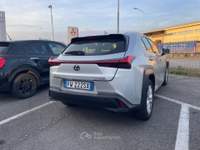 Lexus UX UX Hybrid 250h HEV Design aut Argento usata Mazzano
