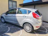 Ford Fiesta DISTRIBUZIONE E TAGLIANDO FATTO Argento usata Maddaloni