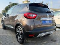 Renault Captur Start&Stop Energy R-Link Grigio usata Mesagne