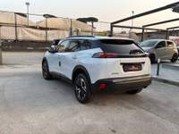 Peugeot 2008 PureTech 100 Allure S/S Bianco usata Cercola