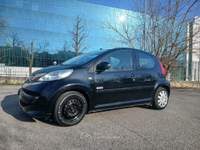 Peugeot 107 neopatentati Nero usata Massa