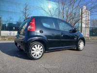 Peugeot 107 neopatentati Nero usata Massa