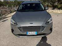 Ford Focus EcoBlue 95 CV SW Business Grigio usata manfredonia