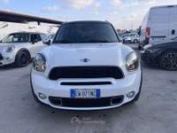 MINI Cooper LEGGI NOTE Bianco usata Anzio