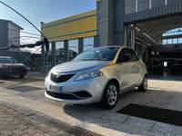 Lancia Ypsilon Ypsilon 1.2 mya 69cv Grigio usata Torino