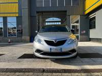 Lancia Ypsilon Ypsilon 1.2 mya 69cv Grigio usata Torino