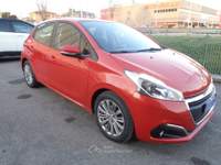 Peugeot 208 PEUGEOT 208 1.2 BENZINA MOTORE REVISIONATO Arancione usata MANTOVA