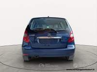 Mercedes-Benz Classe A A 160 BlueEFFICIENCY Style Unico p usata Arzano