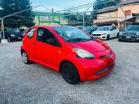 Toyota Aygo 3 porte neopatentati usata Bulgarograsso