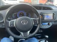 Toyota Yaris Yaris 1.5 Hybrid 73 cv Bianco usata Sassano