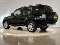Mitsubishi Pajero 3.2 DI-D 16V aut. Instyle DPF 7 POSTI/TETTO Nero usata San Biagio di Callalta