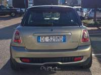 MINI Clubman 1.6 Salt 175cv Grigio usata Foligno MINI Clubman 1.6 Salt 175cv Grigio usata Foligno