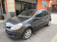 Renault Clio 5 porte Le Iene Nero usata Striano