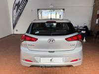 Hyundai i20 5p 1.2 Style 84cv Uniprop+tagliandi Uff. Argento usata Ferrara