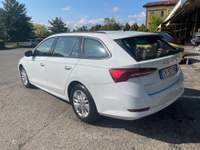 Skoda Octavia EVO SCR 150 CV DSG Wagon Executive Bianco usata Casalgrande