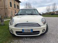 MINI Cooper 1.6 D Cooper ok NEOPATENTATI Beige usata Cascina