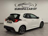 Toyota Yaris Hybrid Trend 1.5 Bianco usata Caresanablot