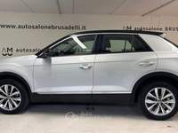 Volkswagen T-Roc 1.5 TSI ACT Style DSG bicolor DESIGN PACK Bianco usata Galbiate
