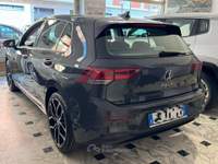 Volkswagen Golf VIII 1.0 etsi evo Life 110cv dsg Grigio usata Torino