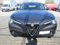 Alfa Romeo Stelvio Stelvio 2020 2.2 t Business Q4 190cv auto Grigio usata Medolla