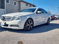 Mercedes-Benz Classe E E 220 CDI Coupé BlueEFFICIENCY Bianco usata San Giuseppe Vesuviano