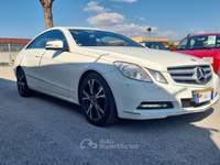 Mercedes-Benz Classe E E 220 CDI Coupé BlueEFFICIENCY Bianco usata San Giuseppe Vesuviano