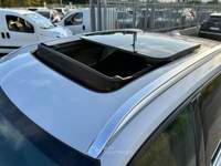 Volvo XC40 1.5 t4 phev Inscription Expression TETTO APRIBILE Bianco usata Latina