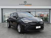 Toyota C-HR 1.8h Business AUTOMATICA e CarPlay Nero usata Latina